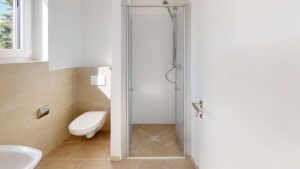 Boardinghouse-Bathroom 4