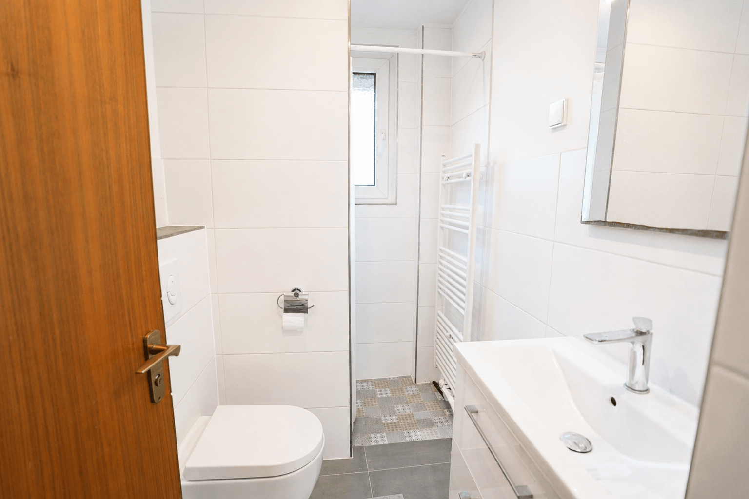 Badezimmer EG