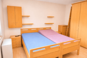 Schlafzimmer 1