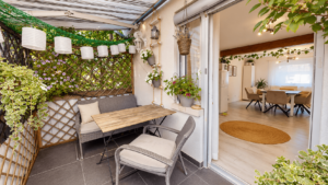 Balkon Wohn/Essbereich