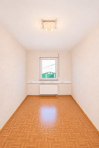 Zimmer im Dachgeschoss – EFH